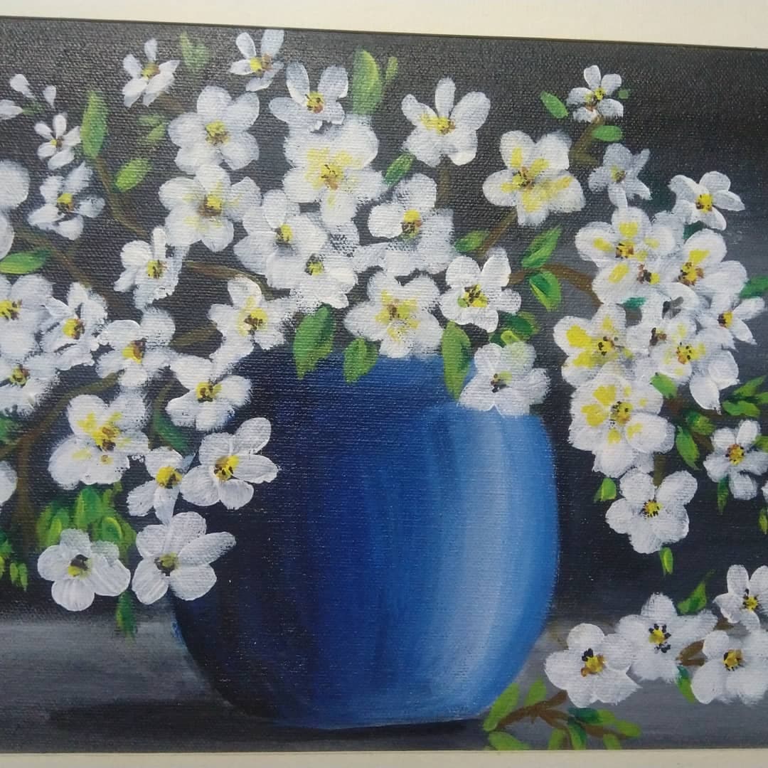 A flower vase